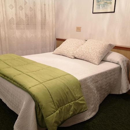 Hostal Vina Outes Екстериор снимка